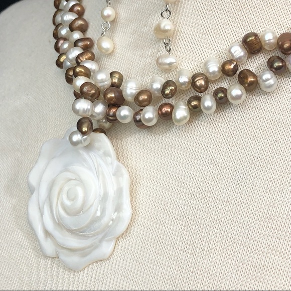 Fresh Water Pearl Carved Rose Necklace Earring Set - Picture 3 of 3